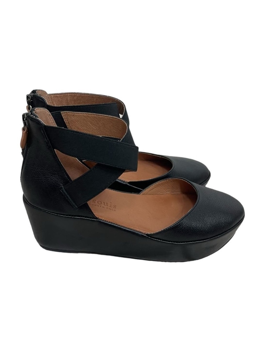 Gentle Souls Wedges Size 8 Nyssa Crisscross Black Leather Back Zip